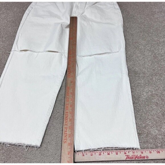 Universal Thread Vintage Straight Jeans Ivory Distressed Pockets Size 14 Short - Picture 3 of 13